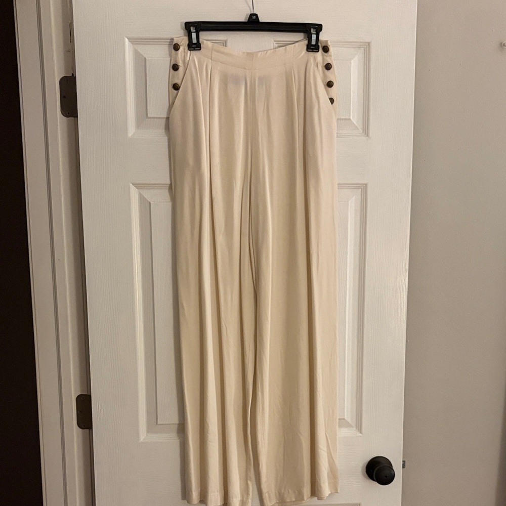 Elegant Cream Ralph Lauren Pants with Button Detail